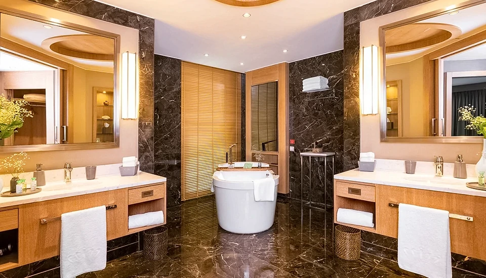 هتل رگنوم کاریا آنتالیا